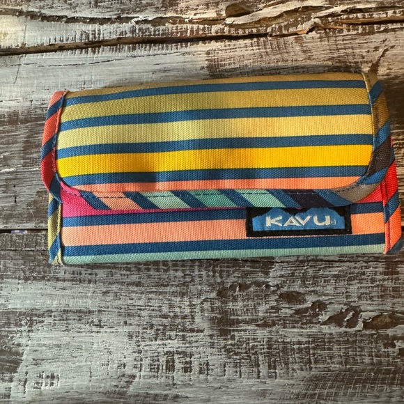 Kavu Multicolor Striped Wallet - Picture 1 of 3